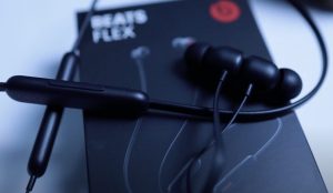 Beats Flex Wireless earphones sets